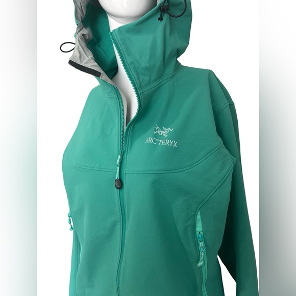 Arc’teryx Women’s Hooded Jacket Size Large – Excellent Condition - Picture 4 of 11